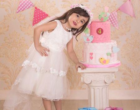 عکس آتلیه دختر بچه با لباس عروس