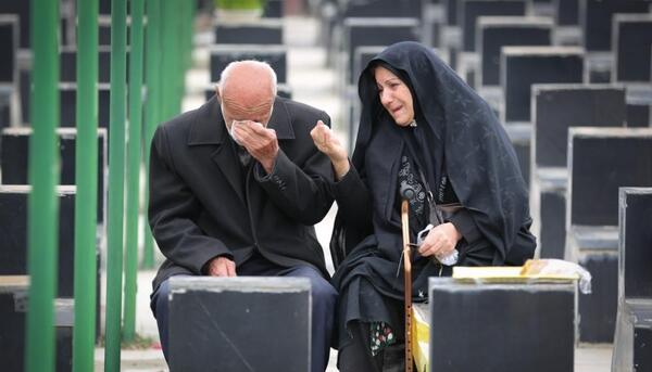 عکس پنجشنبه آخر سال دلتنگی پدر