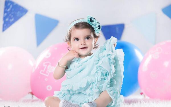 عکس آتلیه یک سالگی دختر