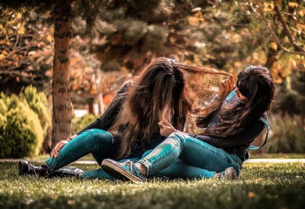 صمیمی عکس چهار نفره دوستانه