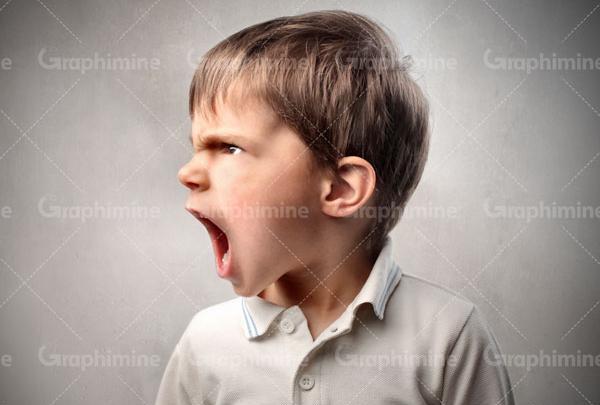 عکس کودک خشمگین