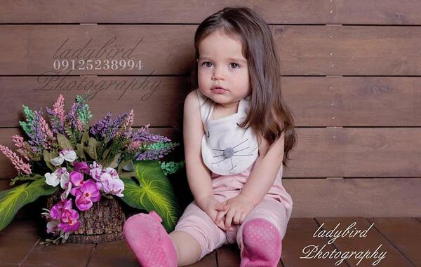 آتلیه عکس کودک مثبت