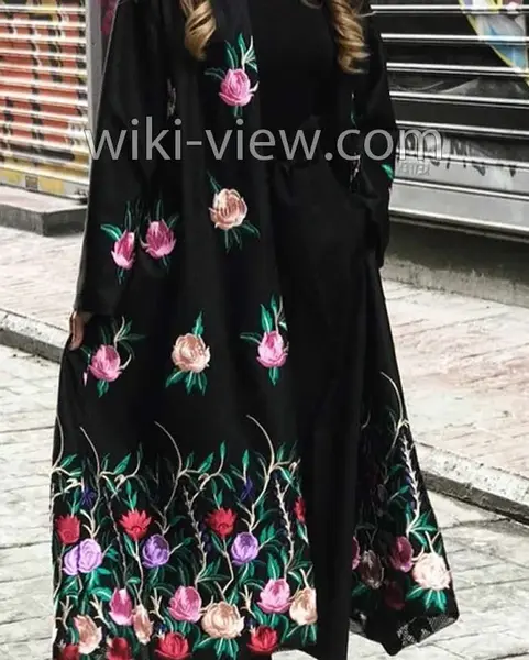 عکس مانتوهای گلدوزی شده