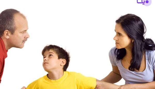عکس کودک و والدین
