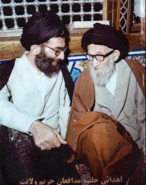 عکس پدر خامنه ای با عمامه سفید