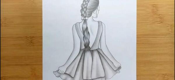 عکس نقاشی دخترانه مو بلند