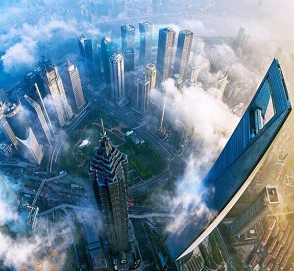 عکس نقاشی شهر مدرن و برج ها