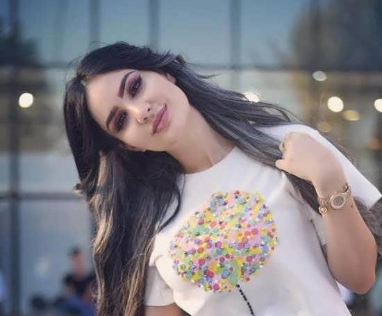 عکس ژست برای پروفایل