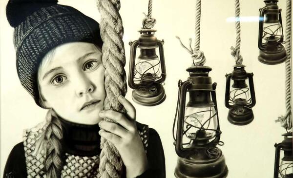 عکس نقاشی سیاه قلم فانوس