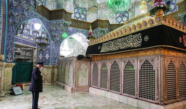 عکس خادمان حرم حضرت معصومه