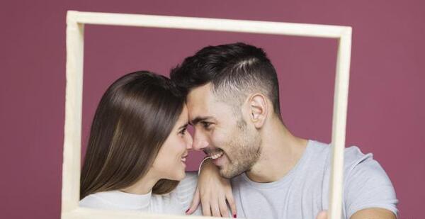 ژست عکس دونفره آتلیه
