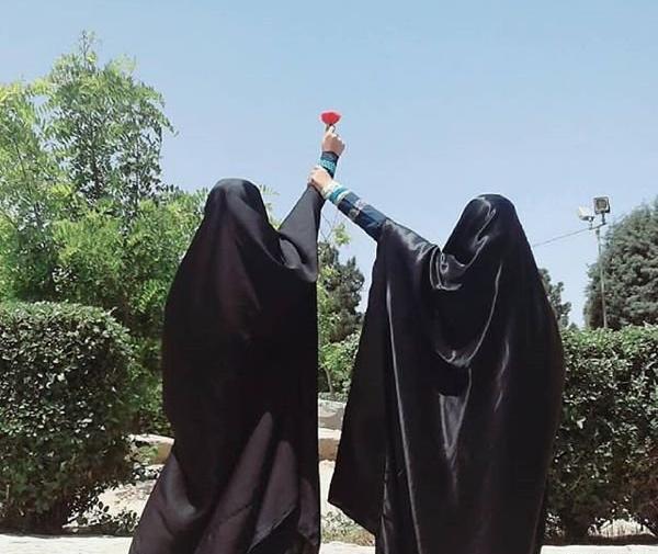 عکس پروفایل سه نفره چادری
