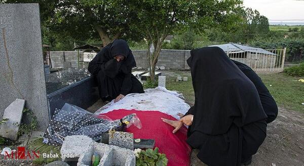 عکس مادر قبر
