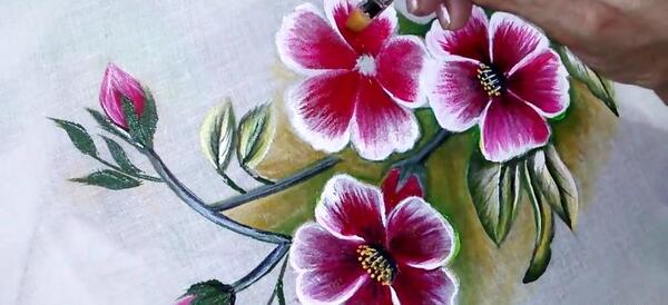 عکس طرح نقاشی روی پارچه ساده
