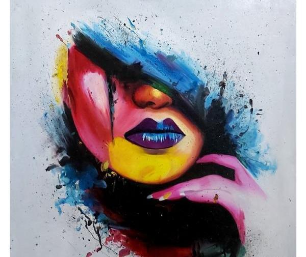 عکس نقاشی صورت عروسک با رنگ اکریلیک
