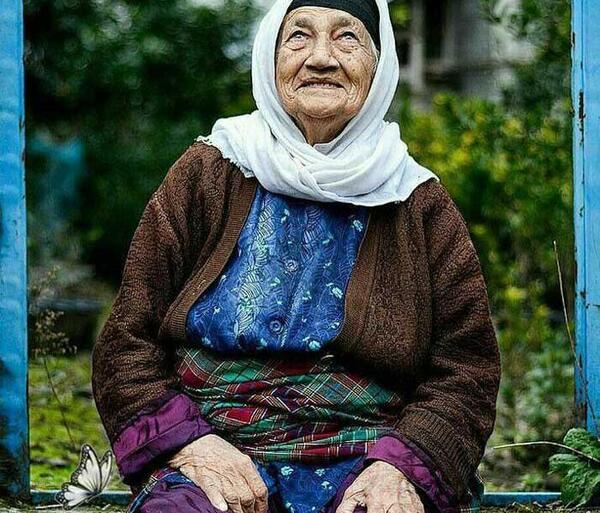 عکس مادر بزرگ