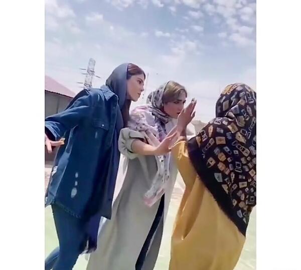 عکس رفیق هفت نفره دخترونه