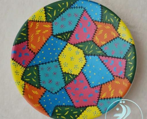عکس نقاشی روی سفال طرح چهل تکه