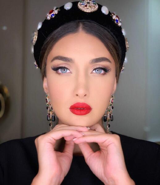 عکس خانم بلاگر