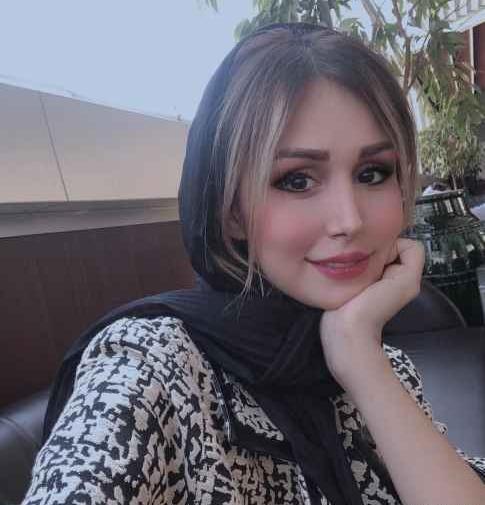 عکس خانم بلاگر