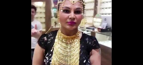 عکس گردنبند دبی