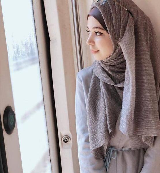 عکس مانتویی با حجاب