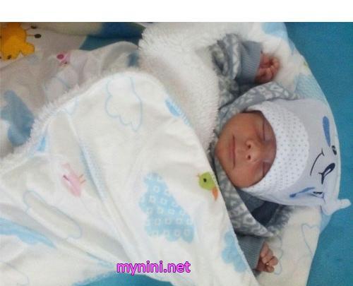 عکس نی نی ریزه میزه