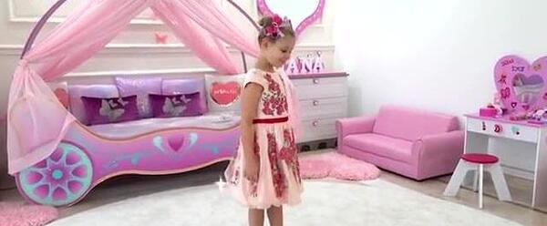 عکس اتاق دیانا و روما دوبله فارسی