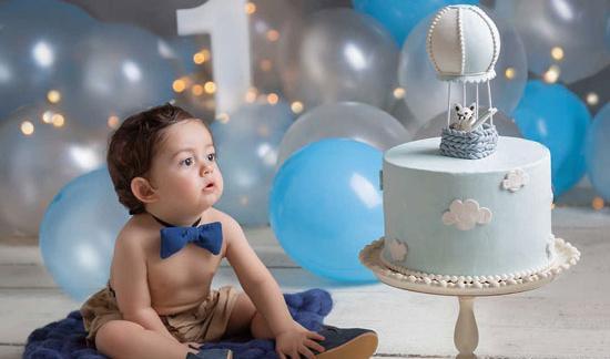 ژست عکس تولد یک سالگی پسر