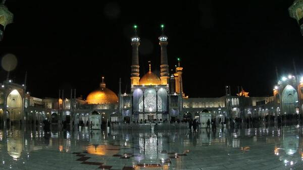 عکس حرم حضرت معصومه در باران