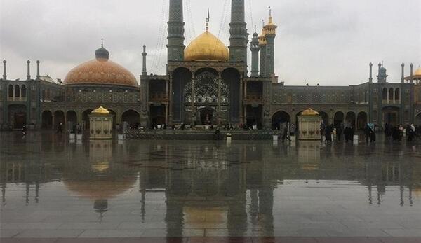 عکس حرم حضرت معصومه در باران