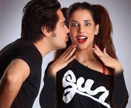 ژست عکس دونفره برای تابلو فرش