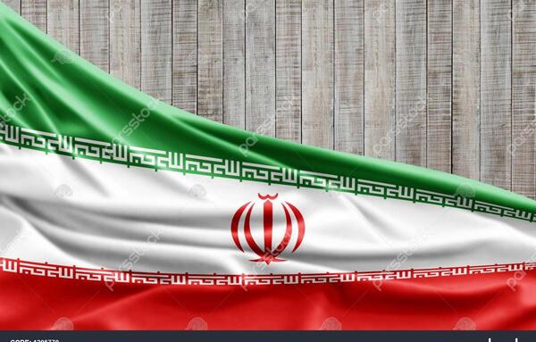 عکس پرچم ایران با چوب
