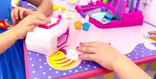 عکس لوازم آرایش دیانا