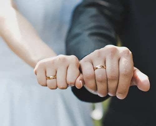 ژست عکس دونفره با حلقه