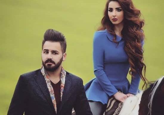 ژست عکس دونفره هندی