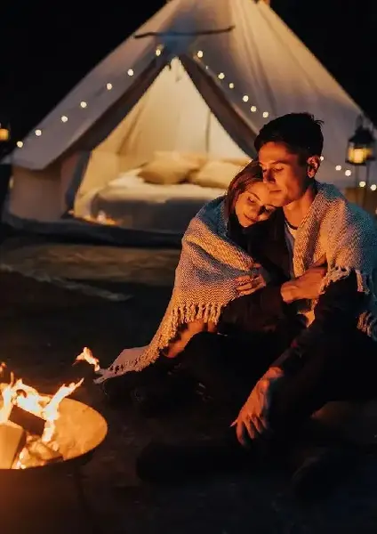 ژست عکس عاشقانه دونفره