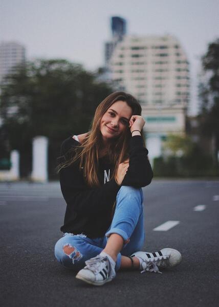 ژست عکس در فضای باز