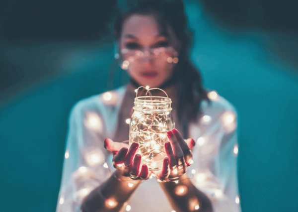 ژست عکس تولد با ریسه