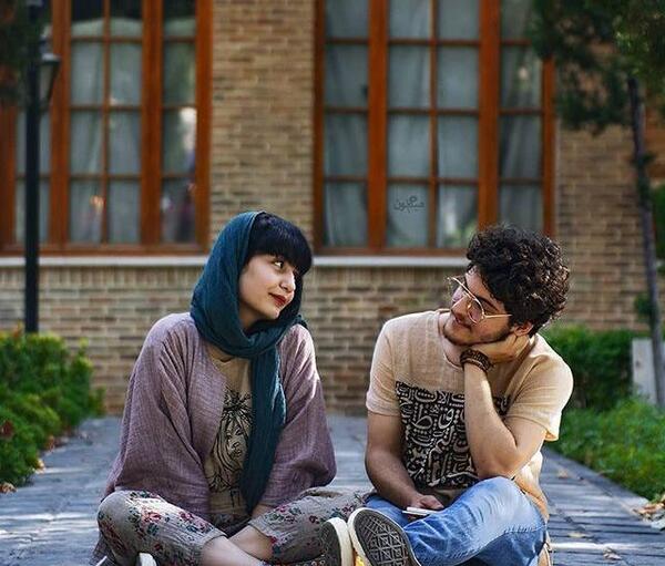 ژست عکس دونفره اینستاگرام