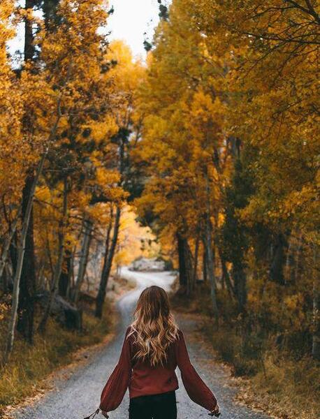 ژست عکس پاییزی بدون چهره