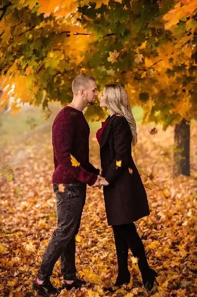 ژست عکس پاییزی بدون چهره