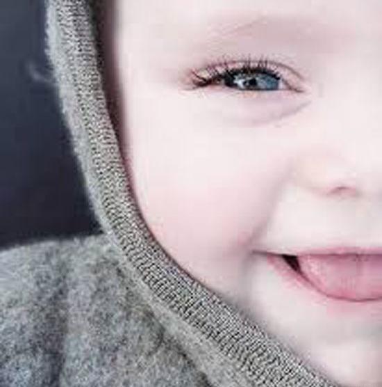 عکس نی نی پسر چشم سبز
