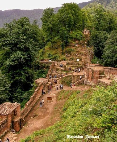 ژست عکس قلعه رودخان