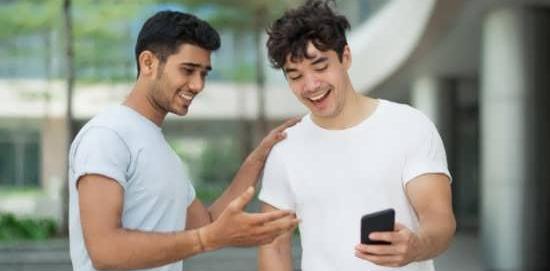 ژست عکس دونفره مردانه