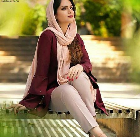 ژست عکس دخترانه در پارک