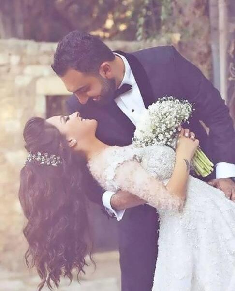 ژست عکس عروسی