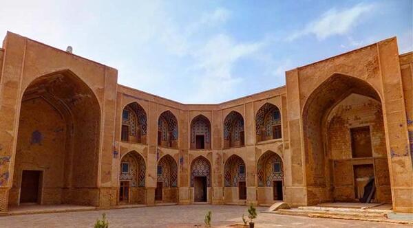 عکس مدرسه غیاثیه