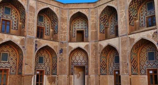 عکس مدرسه غیاثیه