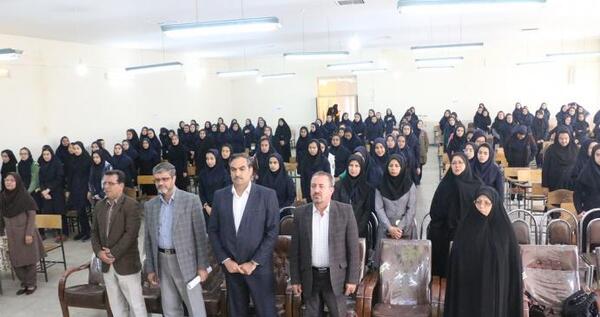 عکس مدرسه زینبیه اراک